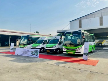THACO AUTO Tây Nam - HCM trở thành đối tác cung cấp xe đầu tiên cho Toàn Khải Travel