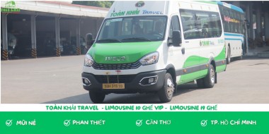 Hai dòng xe limousine cực chất tại Toàn Khải Travel